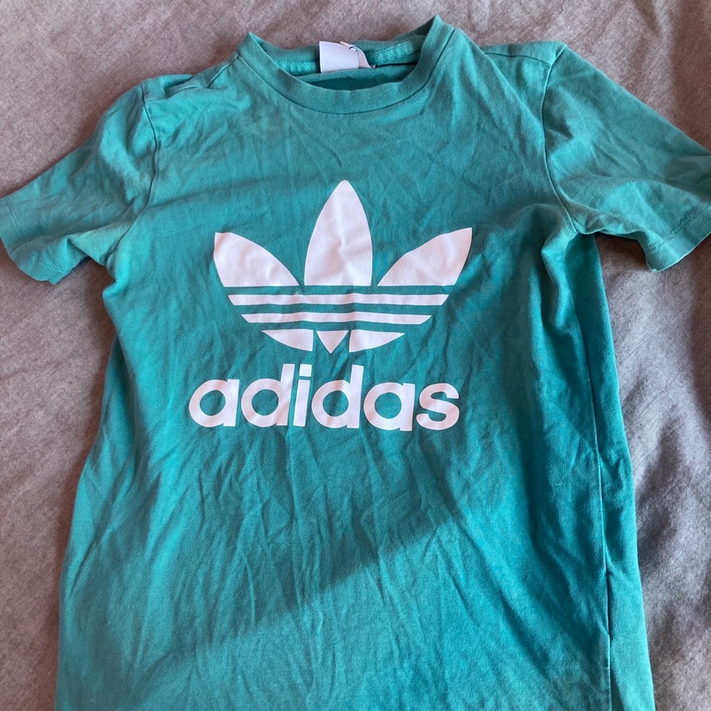 Adidas t-shirt